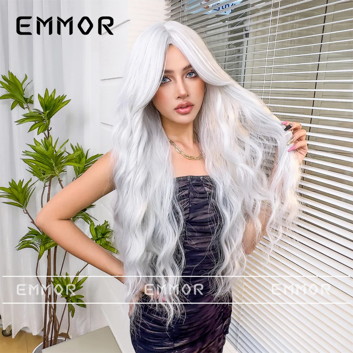Fashion Silver Long Curly Hair Wig
