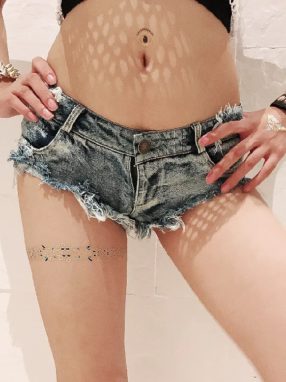 Women Sexy Hole-Edge Low-Rise Denim Shorts